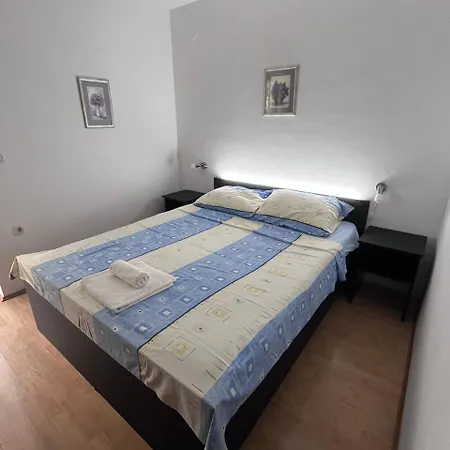 Divine Seaview Апартаменты