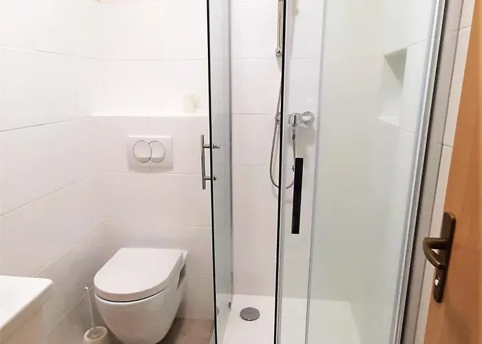 Divine Seaview 公寓 特罗吉尔