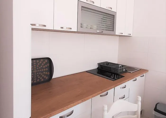 Divine Seaview 公寓